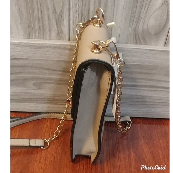 Crossbody purse - Picture 3 of 4